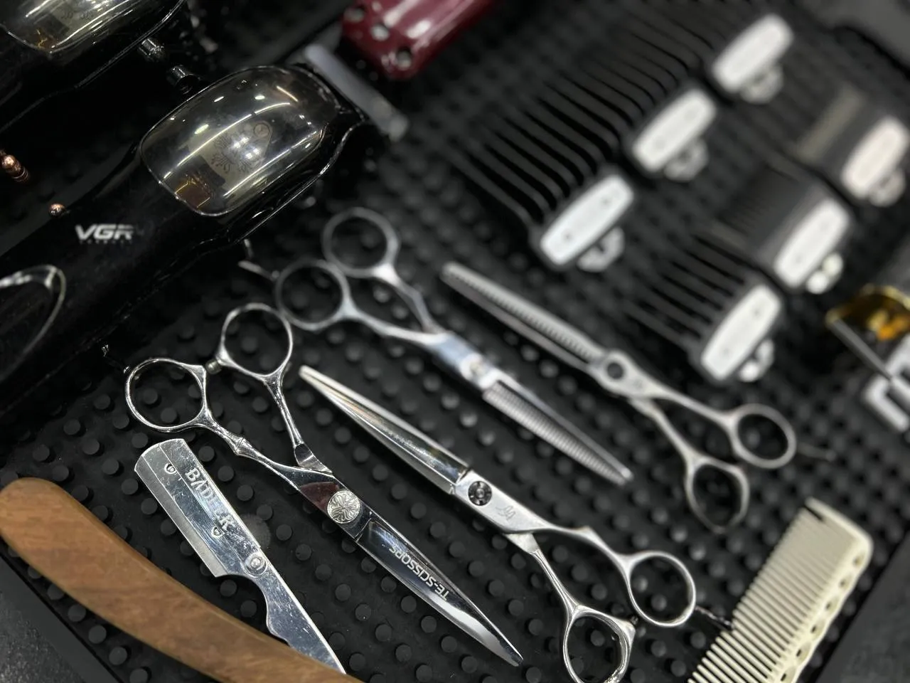 Первый новостной слайд парикмахерская-студия ок!